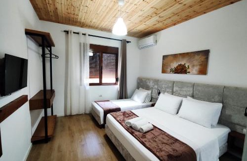 Gjirokaster House | Bekimi Rooms