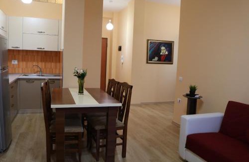 Vlore Apartment | Belleview Apartment 5