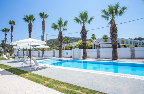 Faliraki Apartment | Bellezza Studios