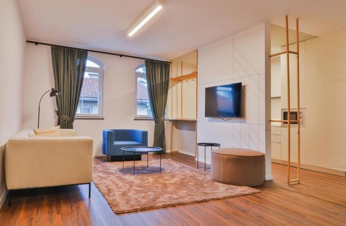 Pejë Hotel | Benelux Hotel