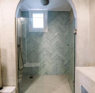 Pylos Apartment | Benjamin Luxury Suite by The Eustas