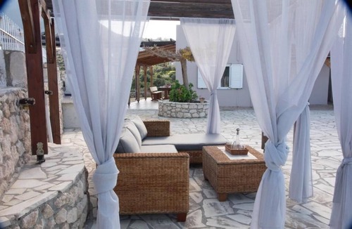 Plaka Villa | BH409 - R - Villa Chania