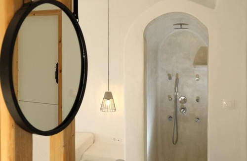 Kastraki House | BH440 - C - Suite Naxos