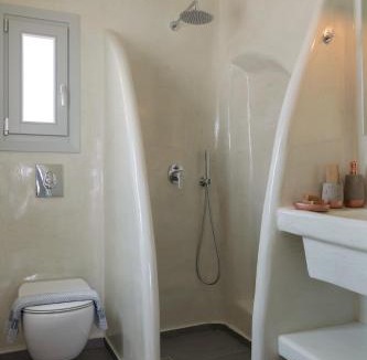 Imerovigli Villa | Bianco Diverso Suites
