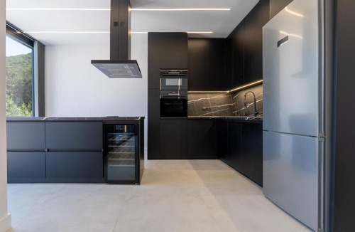 Kavala Villa | BlackPine Villa