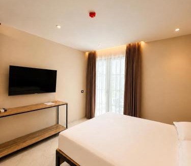 Golem Hotel | Blester Hotel Golem Durres