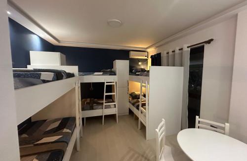 Blloku Hostel | Blloku Vibes Hostel - Female Only