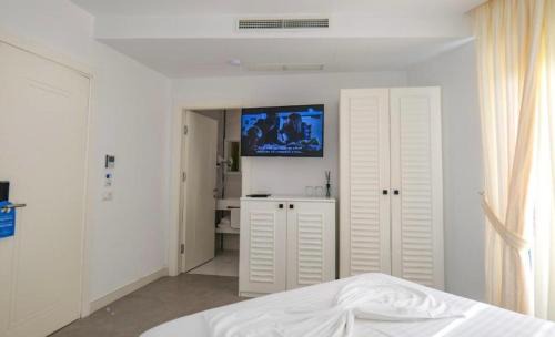 Dhermi Hotel | Blue Boutique Hotel