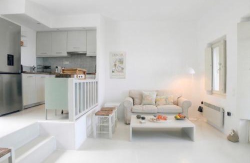Ioulida House | Blue & Earth Kea