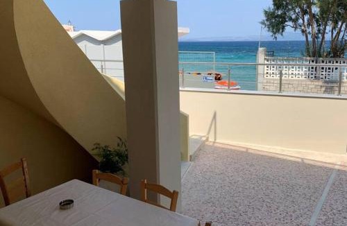 Vrontados Villa | Blue Flag Award Winning Ormos Lo Beach: Home 1
