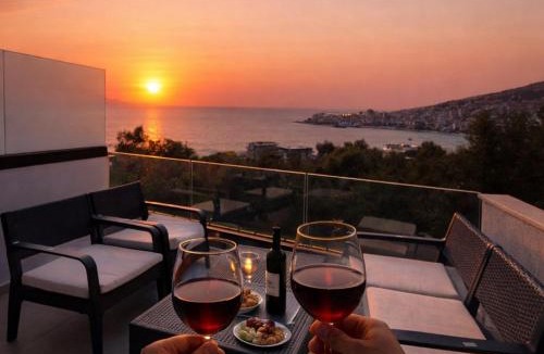 Qafe e Gjashtes Apartment | Blue Horizon And Seaside Serenity