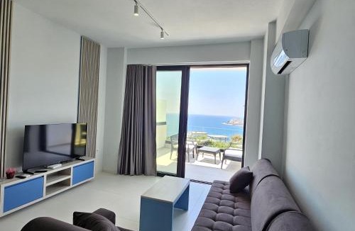 Qafe e Gjashtes Apartment | Blue Horizon And Seaside Serenity