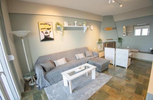 Agii Theodori Apartment | Blue Horizon Seafront Apartment