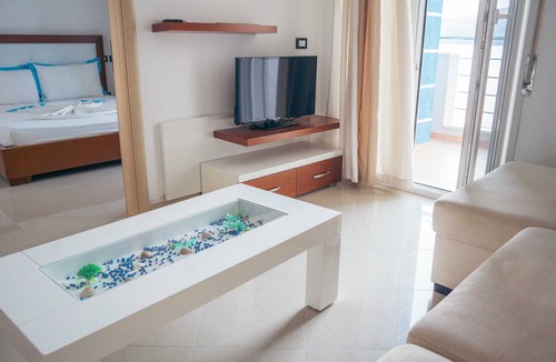 Orikum Hotel | Blue Paradise