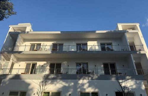 Vlore Hotel | Blue Pines Villa