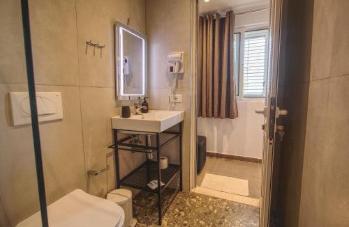 Dhermi Hotel | Blue Villa Drymades
