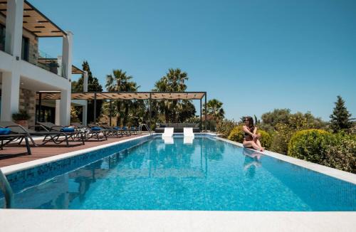 Apokoronas Villa | BlueSkyline Owner's Listing, By Hellocrete
