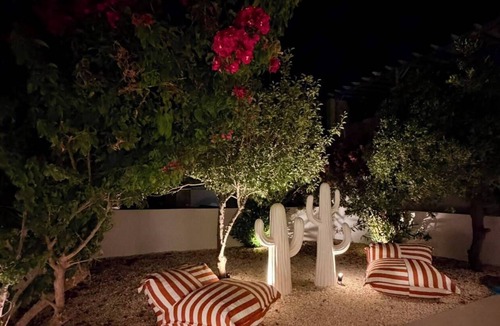 Antiparos Apartment | Bluewaves Antiparos Moonstone Jacuzzi House