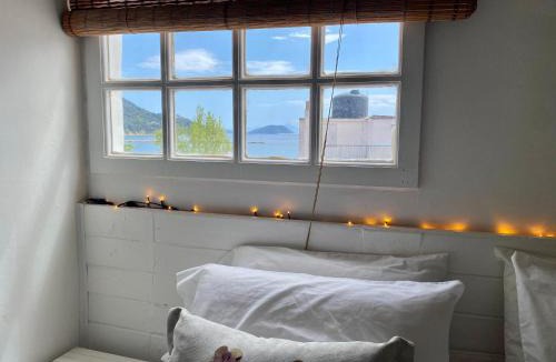 Loutraki Apartment | Boat House