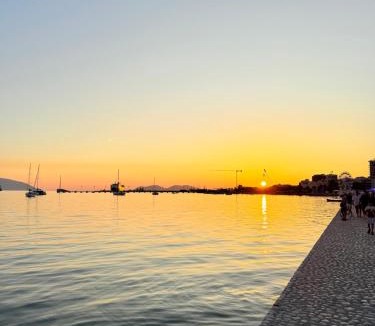 Mbrostar-Urë Boat Rental | BoatVlora