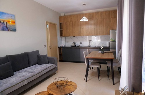 Vlore Apartment | BookO2 Apartment