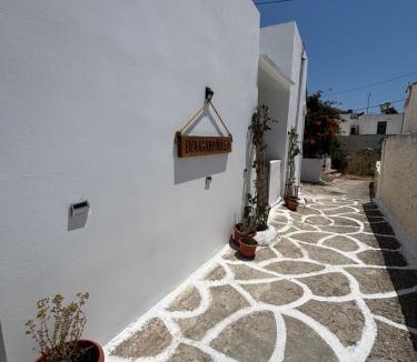 South Rhodes Apartment | Bougainvillea