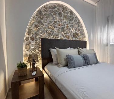 South Rhodes Apartment | Bougainvillea