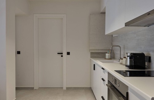 Neos Kosmos Apartment | Boutique Koukaki by Lumen Living