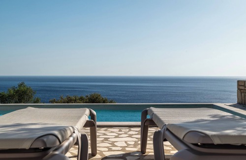 Vizari Villa | Boutique Villa Olivia