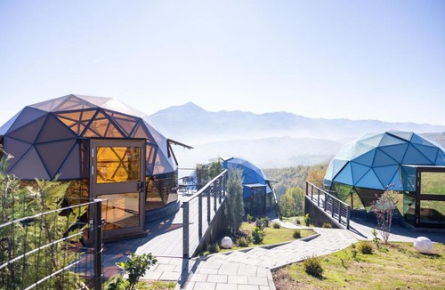 Gatnje Villa | Bubble Sky Villas Kosove