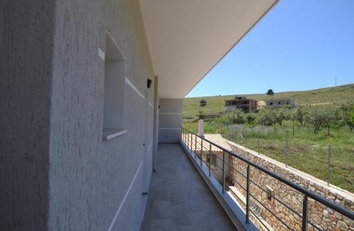 Himare Hotel | Bujtina Eleni