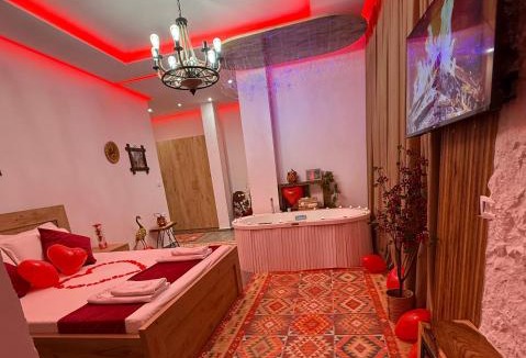 Librazhd House | Bujtina Kael