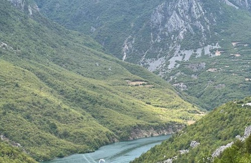 Kukes County House | Bujtina Merturi