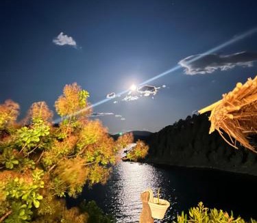 Sakës Hotel | Bujtina Sarda