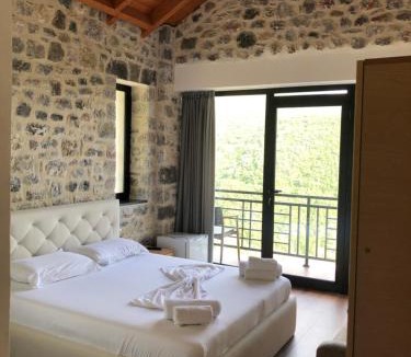 Diber House | Bujtina Vrenezi
