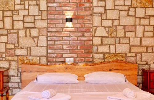 Delvine House | Bujtinat e Delvinës