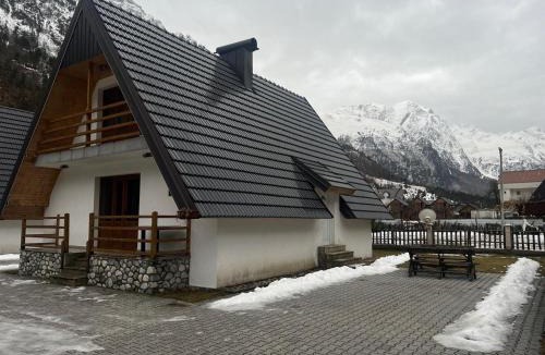 Valbone Apartment | Bujtinat e lugines Valbone