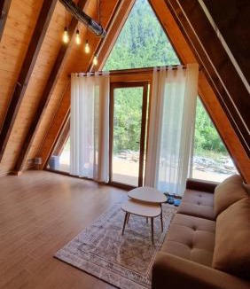 Shale Ski Chalet | Bungaja Chalets