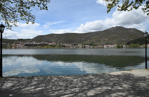 Kastoria Apartment | By The Lake