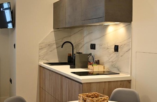 Kastoria Apartment | By The Lake
