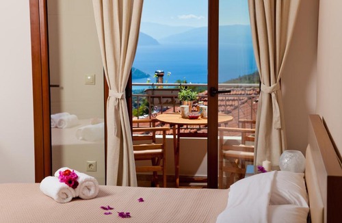 Agios Petros Apartment | Calm View