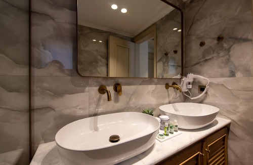 Zakynthos Town Hotel | Capolavoro Suites