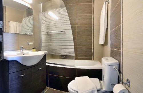 Maleme Hotel | Carisa Suites and Apartments
