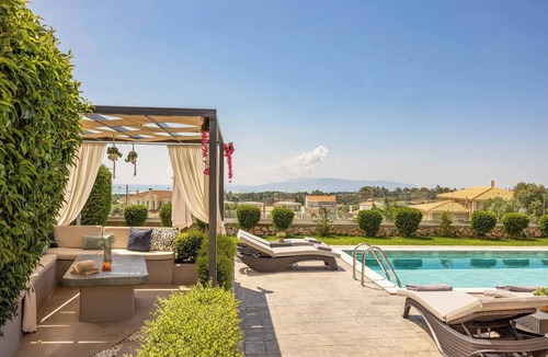 Karavados Villa | Casa Bella - Four Bedroom Villa, Sleeps 8