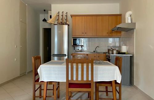 Pyrgou Dirou Apartment | Casa Blanca II