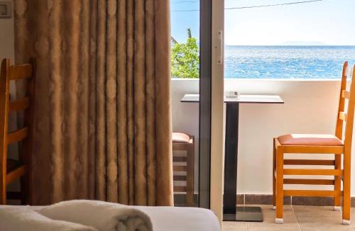 Qazim Pali Hotel | Casa Del Mare