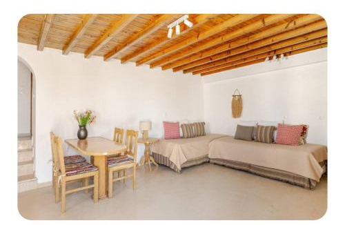 Little Venice Apartment | Casa Paraportiani View Mykonos Town House