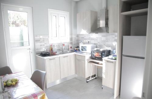Agios Dimitrios Apartment | Casa Urbana