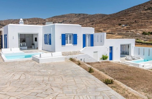 Tinos Town Villa | CasaGreek Tinos