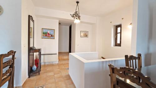 Omales Apartment | Castello di Haria